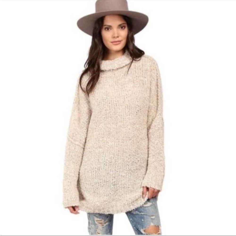 Free People She's All That Alpaca Knit Funnel Neck Oversized Beige Sweater Sz. M